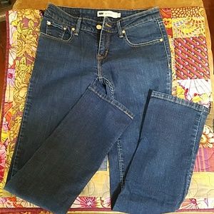 Levi's 518 Straight Leg Jean